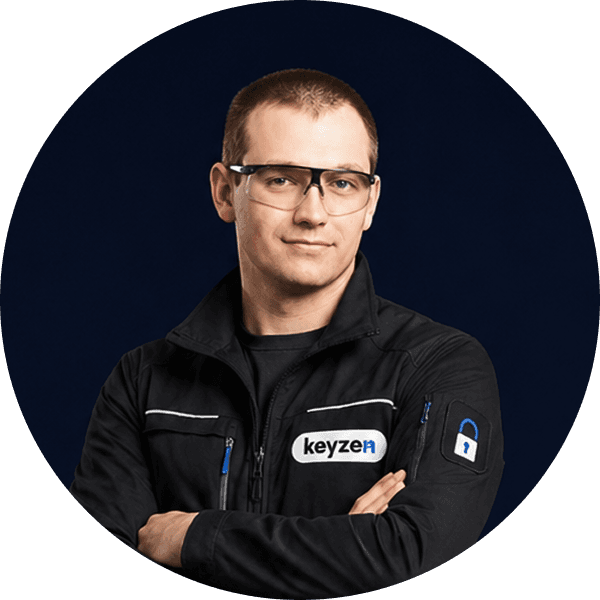Андрей Лавров